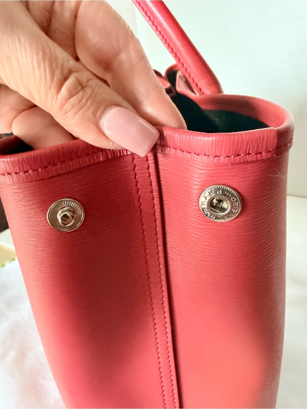 Longchamp Roseau Coral-Red Leather Tote with Toggle Detail - Picture 10 of 17